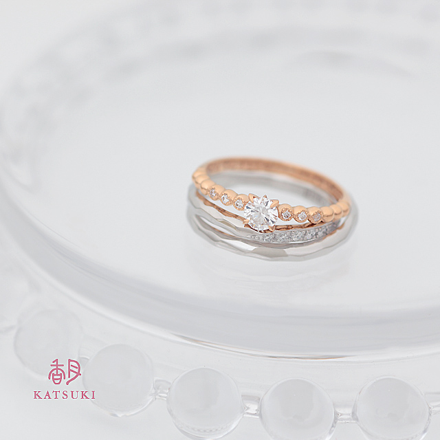 ピンクゴールドの婚約指輪とプラチナの結婚指輪 | ブログ | 結婚指輪と